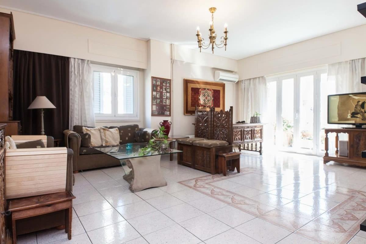Classical Beauty 3Bd Apt In Peacefull Nea Filothei Atena Exterior foto